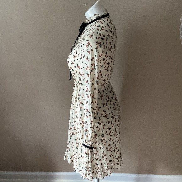 Taylor & Sage Women’s Vintage Ivory Floral Fit And Flare Mini Dress Size Small - Picture 4 of 9
